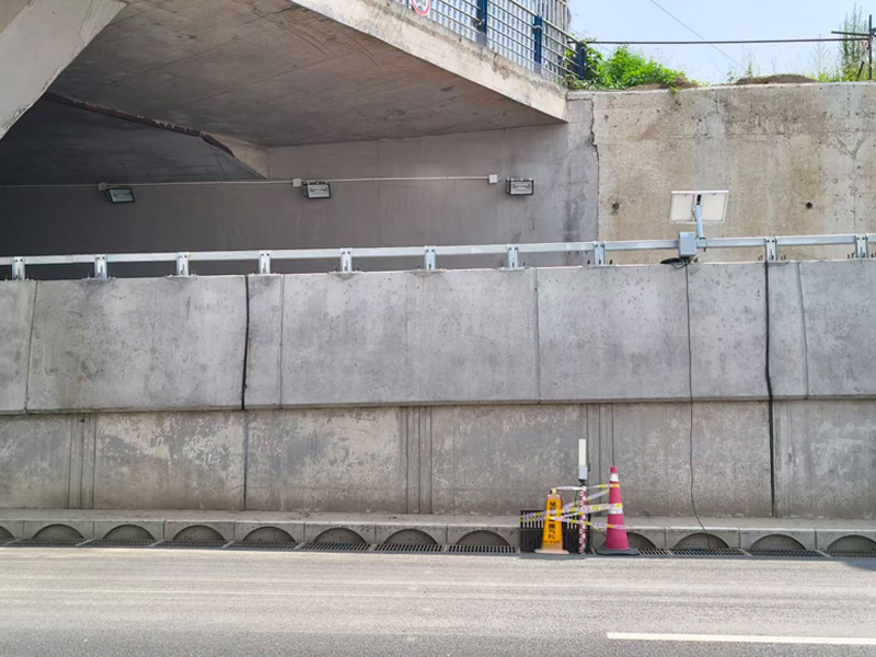 Installation project of electronic water gauge near Panjiamiao, Huaxiang Street, Fengtai District, Beijing